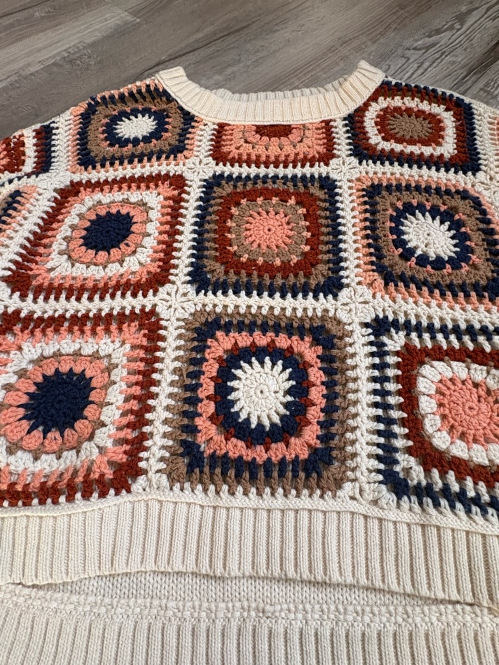 American Eagle Boho Crochet Women's Sweater NWOT Size Small - Picture 7 of 9